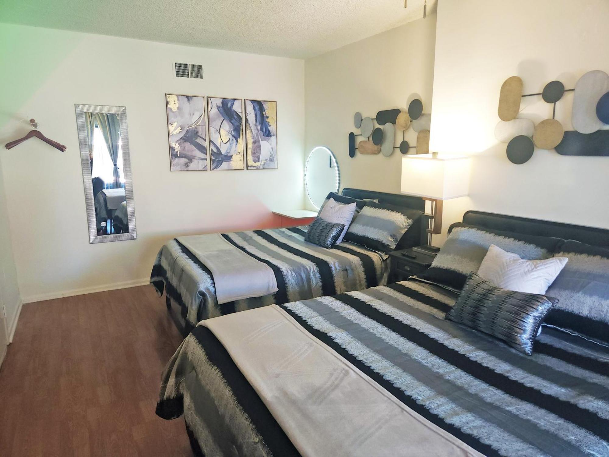The Hathaway Suites Los Angeles Eksteriør bilde